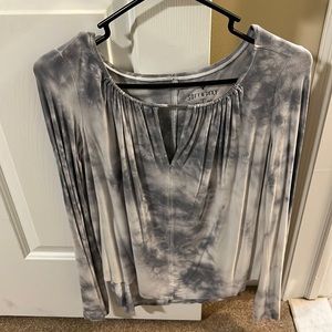 American Eagle Long Sleeve Shirt